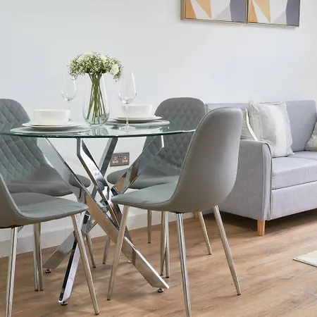 Modern Central Apartment - City Centre - Fast Wifi - Near Utilitia Arena & Icc Birmingham Buitenkant foto